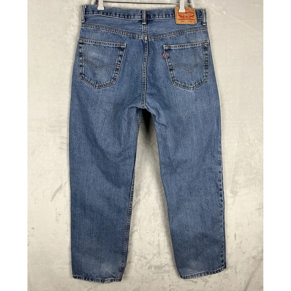 LEVIS 550 Jean Men 36x32 Stonewash Denim Relaxed Straight Cotton Cowboy Whisker